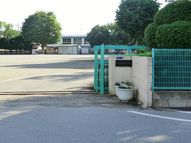 Primary school. Kashiwa TatsuKashiwa until the eighth elementary school 80m