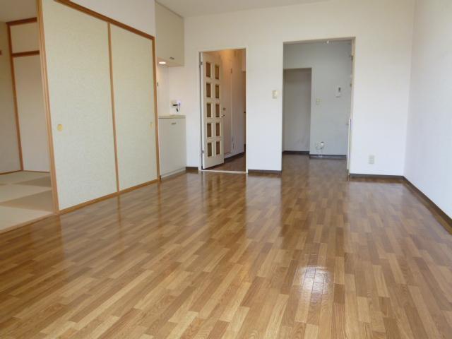 Living and room