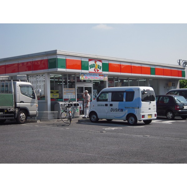 Convenience store. Daily Yamazaki Shinkashiwa Station store up to (convenience store) 376m