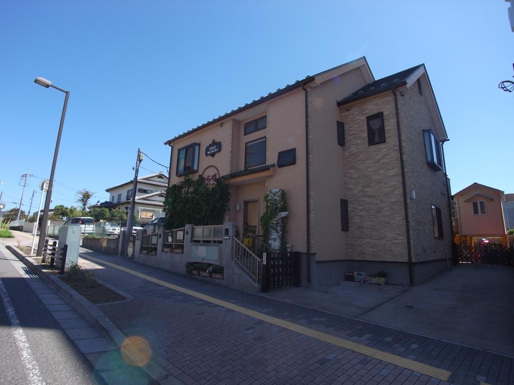 kindergarten ・ Nursery. 1000m to nursery school bracken