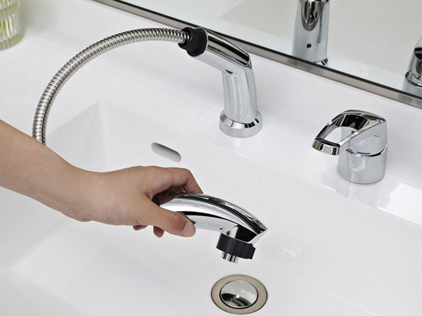 Bathing-wash room.  [Bowl-integrated counter / Mixing faucet with hand shower] Also excellent functionality with a beautiful design, Hotel is like nestled. Also, Since the extensible hose, It is very convenient, such as when you are cleaning.