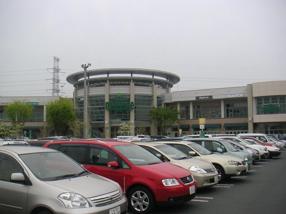 Supermarket. Yaoko Co., Ltd. Moraju Kashiwaten up to 1440m