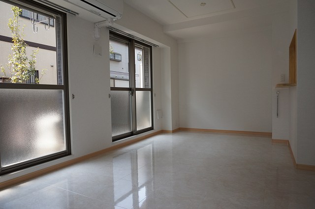 Living and room