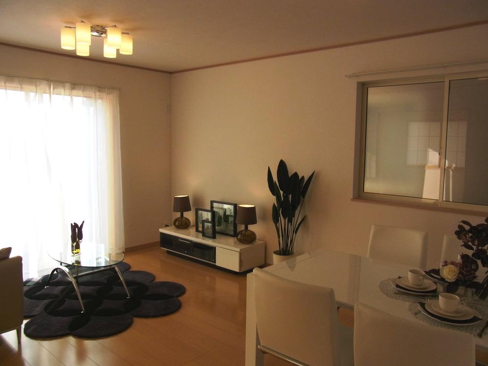 Living. Indoor (11 May 2013) Shooting