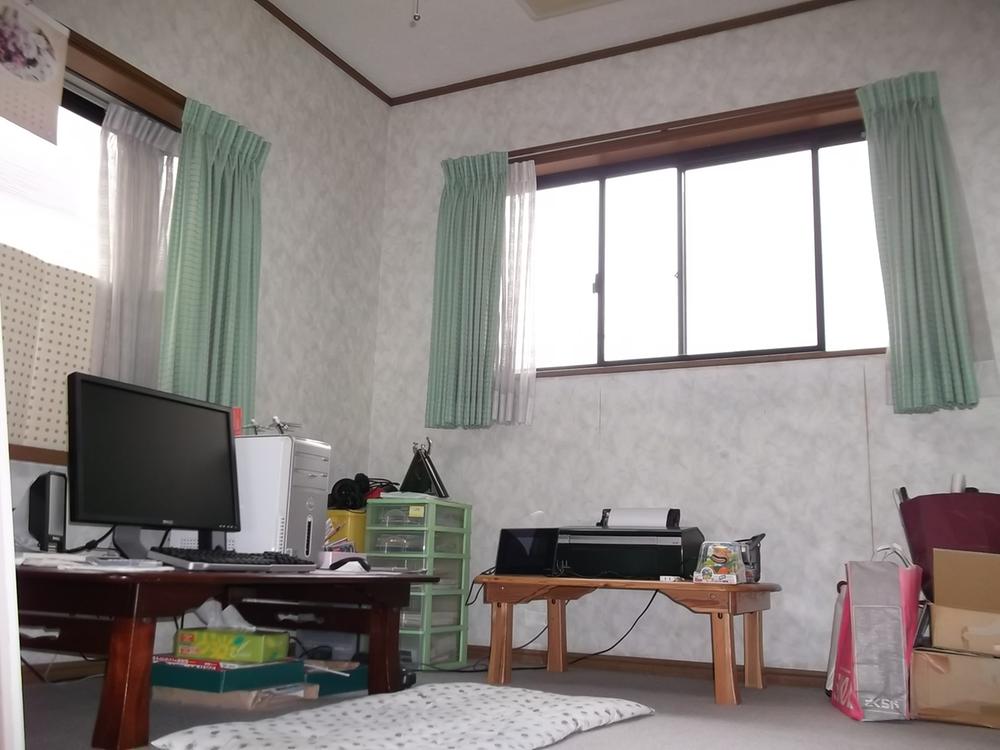 Non-living room