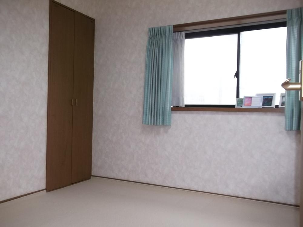 Non-living room