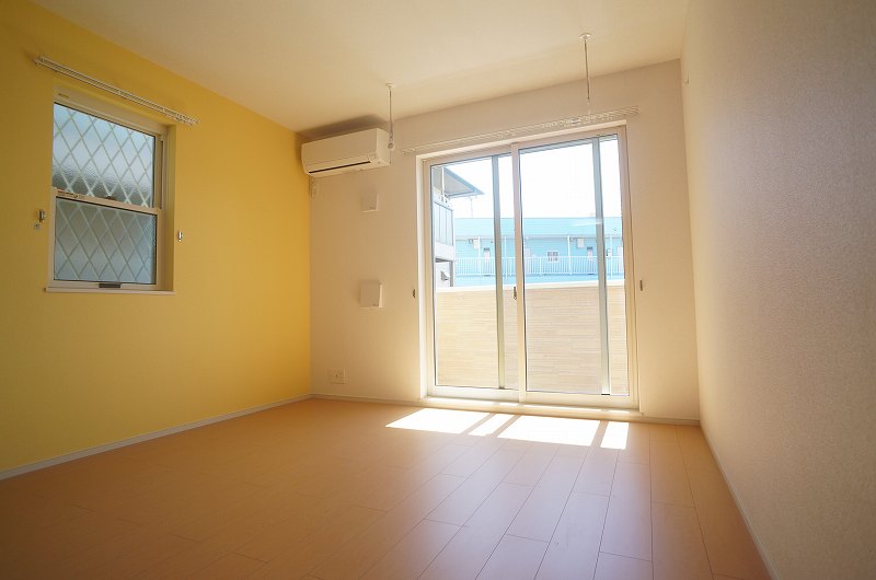 Living and room