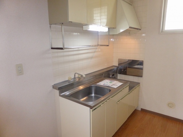 Kitchen. Cleanliness in white