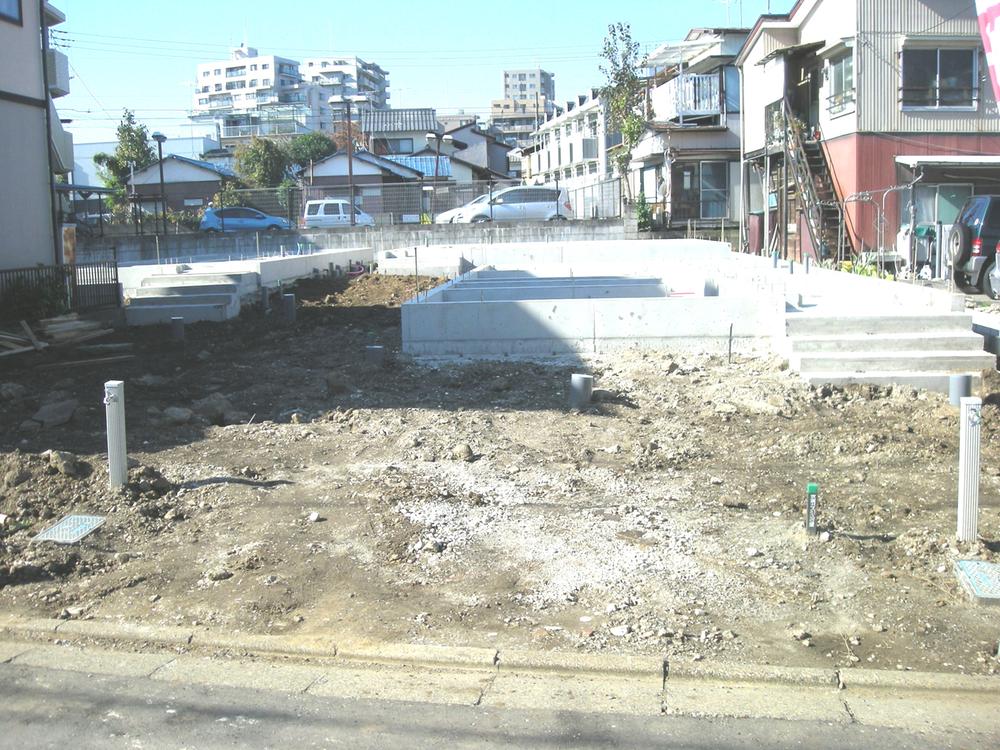 Local appearance photo. A quiet residential area