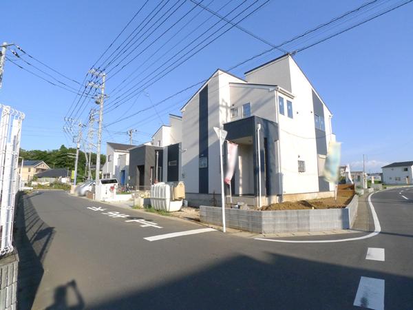 Local photos, including front road