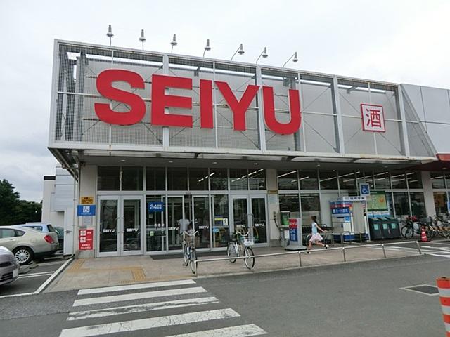 Supermarket. Seiyu Kashiwahigashi shop