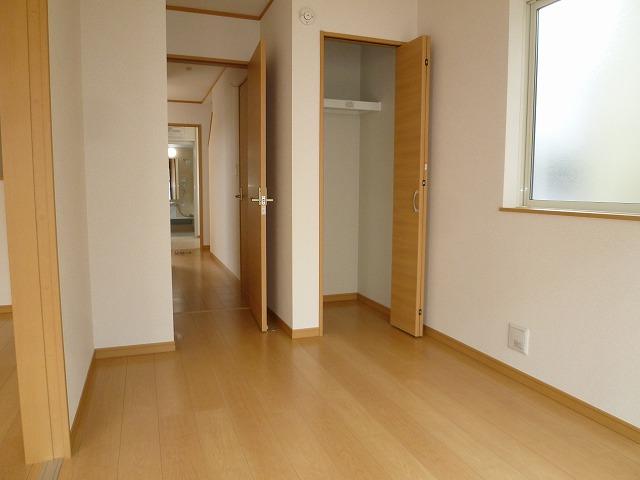 Non-living room. Building 2 room (December 27, 2013) Shooting