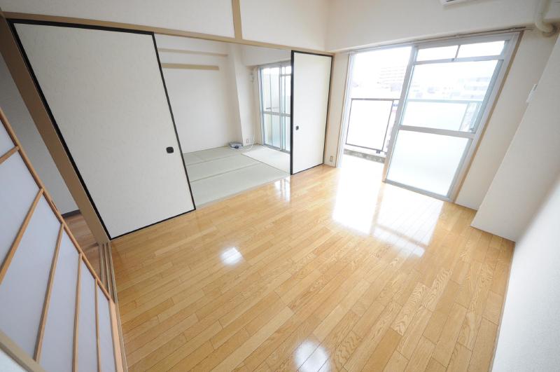 Living and room