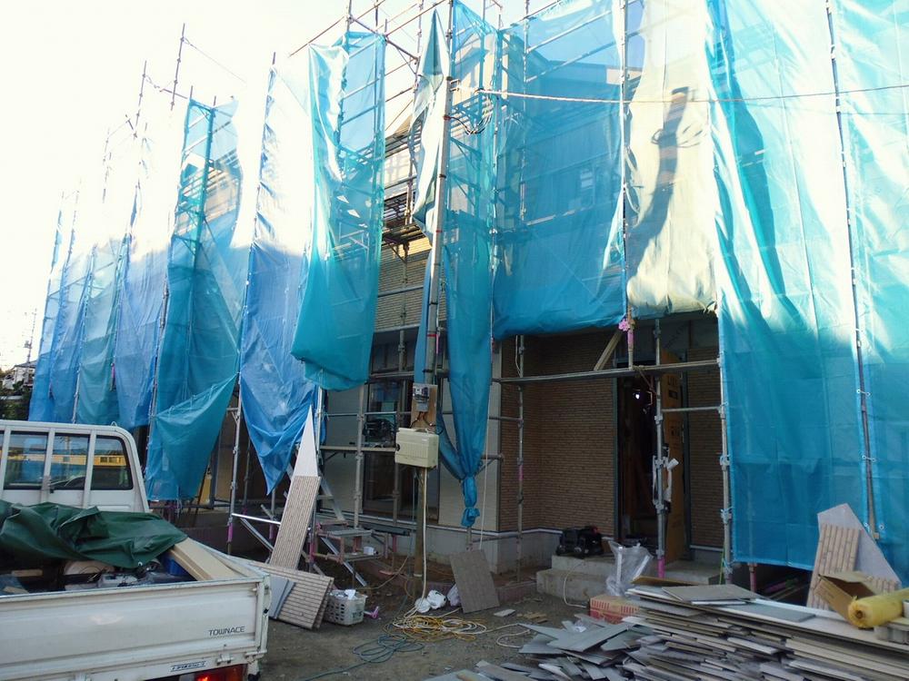 Local appearance photo. Local (11 May 2013) Shooting