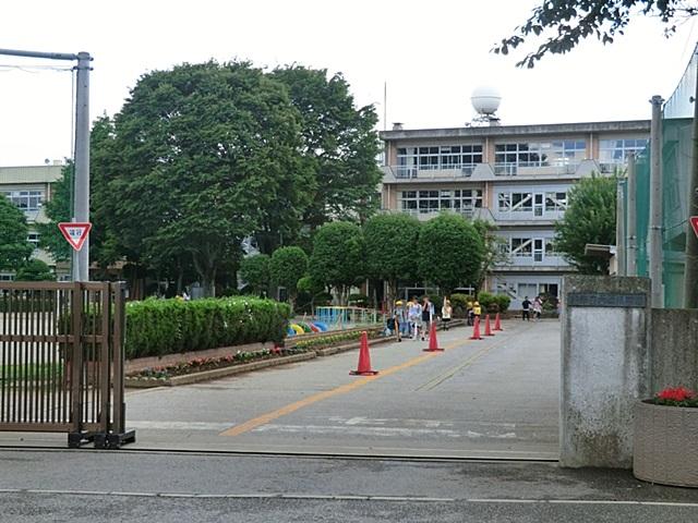 Primary school. Kashiwashiritsu Nishihara Elementary School