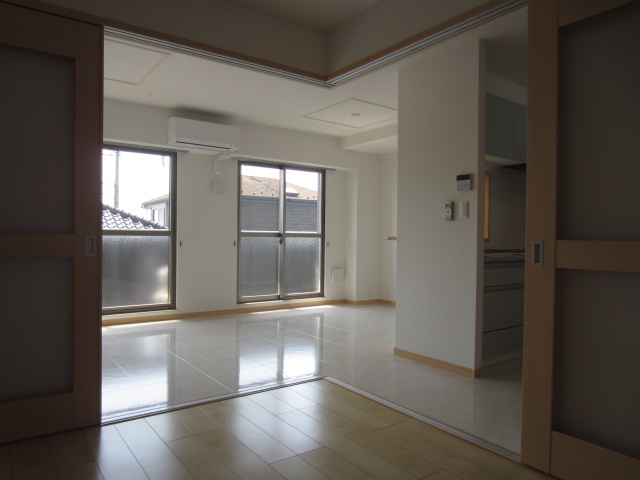 Living and room