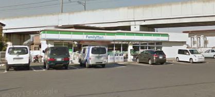 Convenience store. FamilyMart Nagareyama Komaki store up (convenience store) 550m