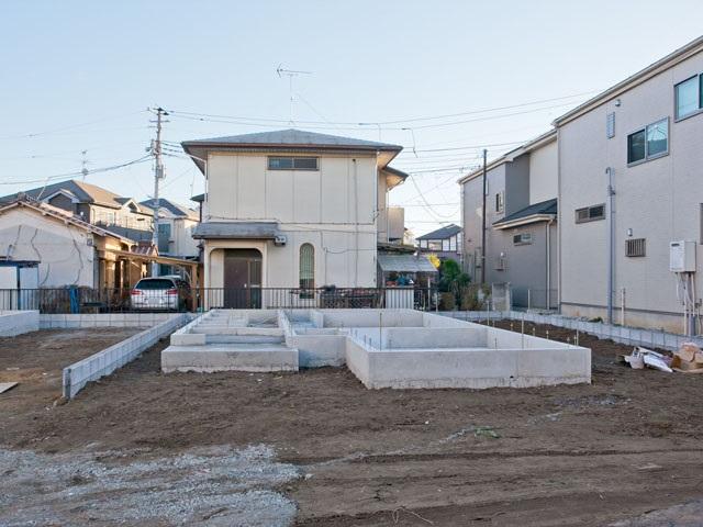 Local appearance photo. Local (12 May 2013) Shooting