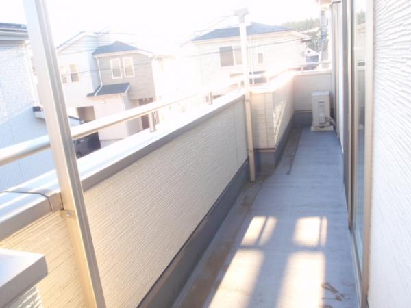 Balcony. This spacious veranda.