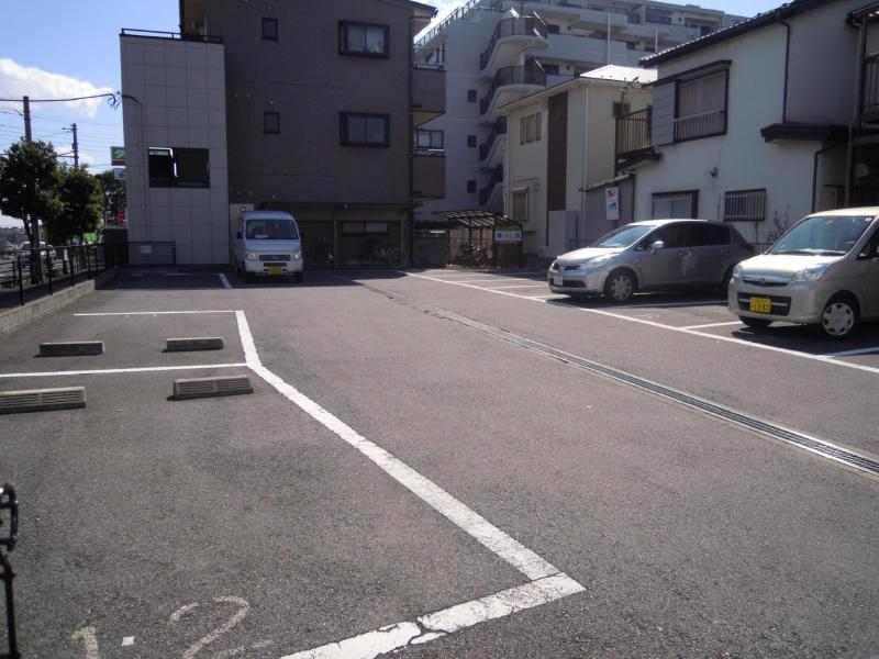 Parking lot