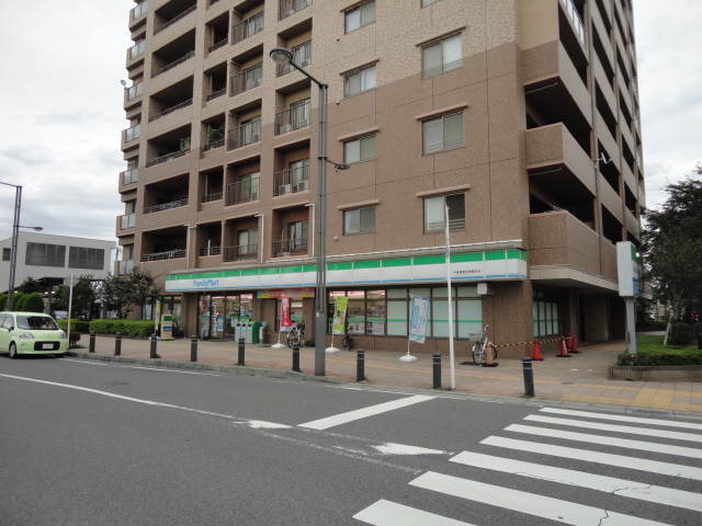 Convenience store. FamilyMart Nakajima shop Toyoshiki Station store up to (convenience store) 157m