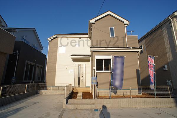 Local appearance photo. 4 Building