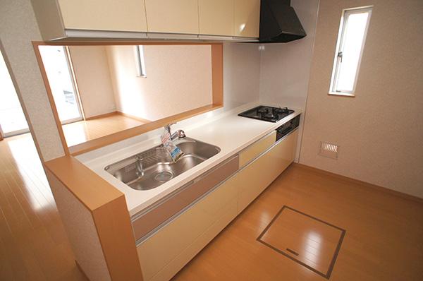 Kitchen. 10 Building