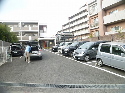 Parking lot