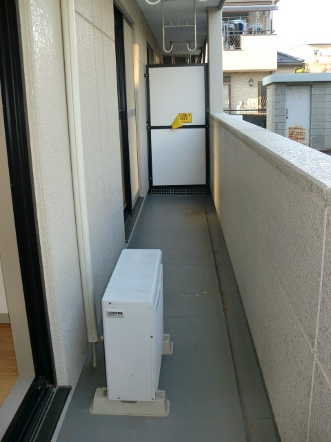 Balcony. Same property ・ For indoor photo of another room