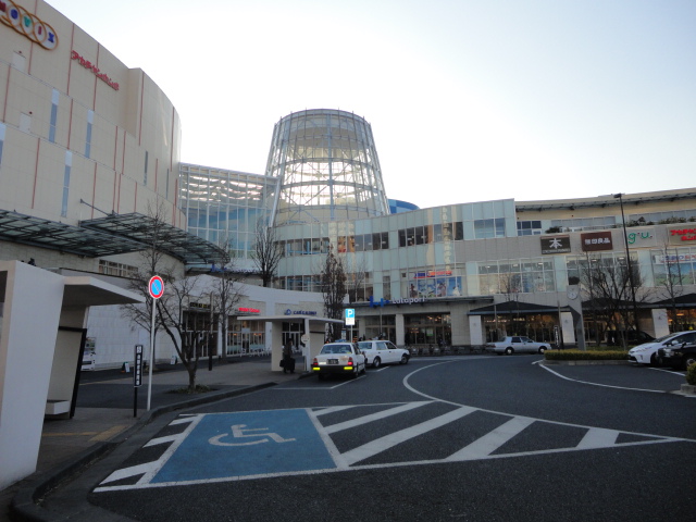 Shopping centre. LaLaport Kashiwanoha until the (shopping center) 1711m