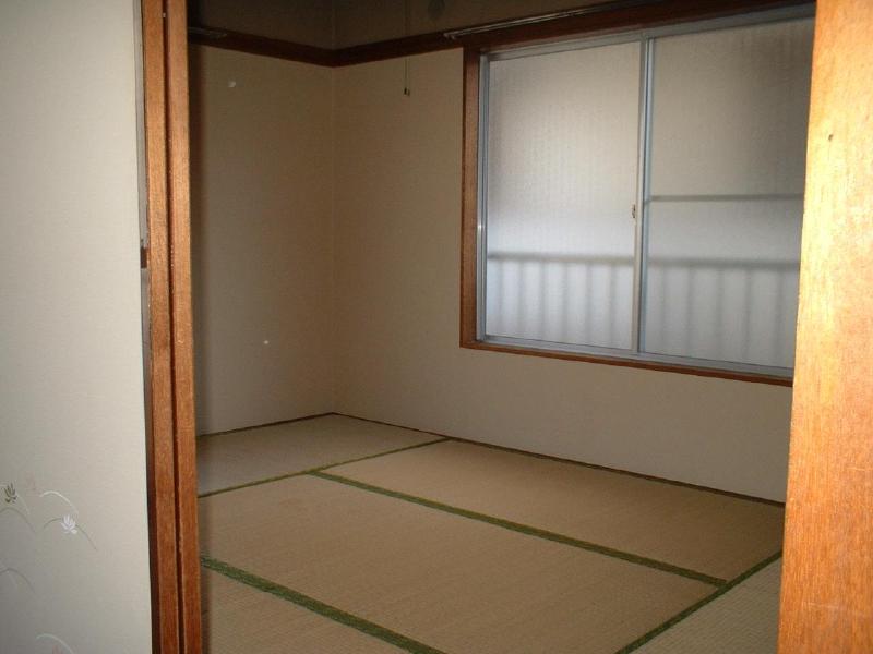 Living and room. Japanese-style room specifications settle down