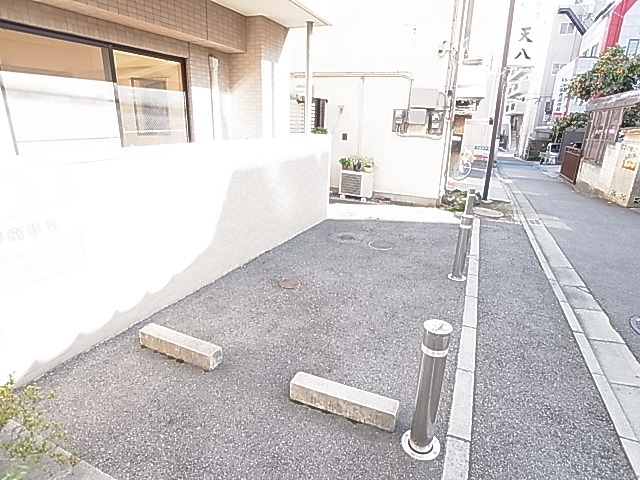 Parking lot