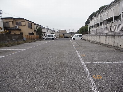 Parking lot