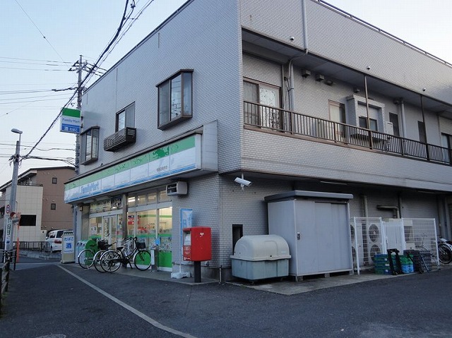 Convenience store. 82m to Family Mart (convenience store)