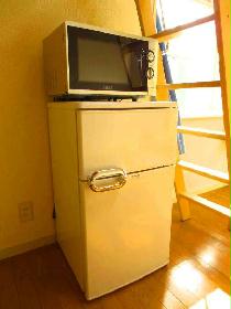 Kitchen. refrigerator ・ It comes with a microwave oven