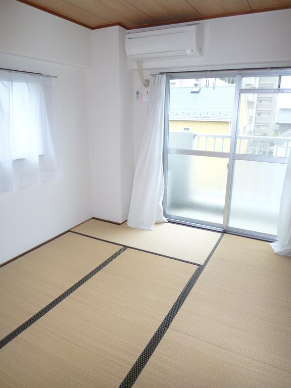 Other room space. Japanese style room