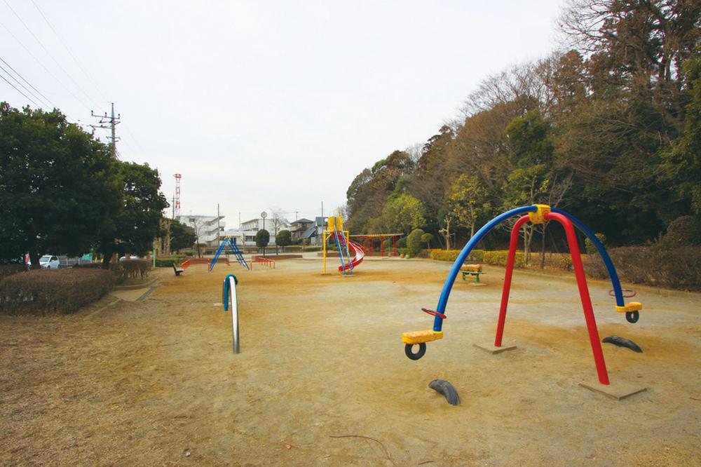 park. 270m to the first park