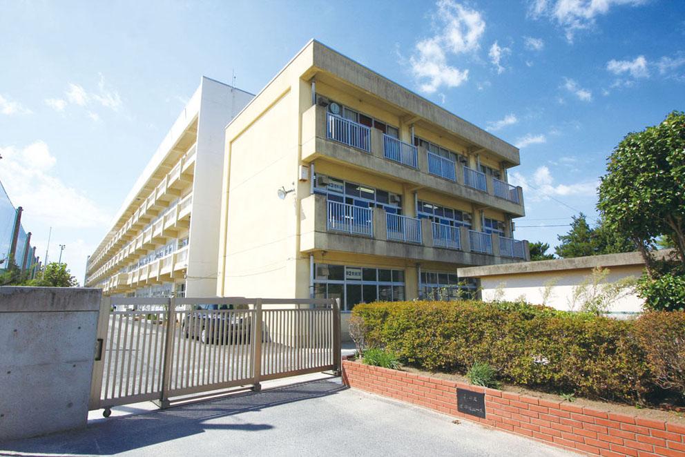 Primary school. Kashiwa TatsuKashiwa 620m until the eighth elementary school