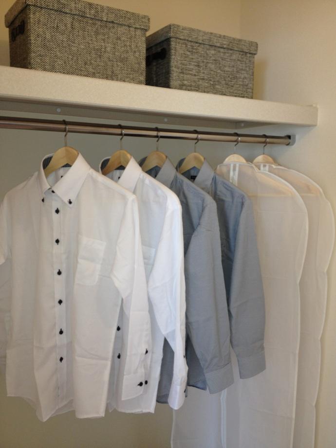 Receipt. Storage space that can not be lacking in daily life. Since we have established a spacious walk-in closet, Clothing, of course, It is very convenient can be stored, such as leisure goods.