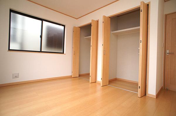 Non-living room. Indoor (11 May 2013) Shooting A Building