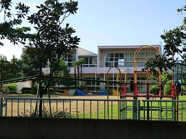 kindergarten ・ Nursery. White poplar 524m to kindergarten
