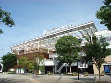 Nagareyama Otaka of forest S ・ C. About 6520m, Shopping mall in Tsukuba Express "Nagareyama Otaka Forest" Station