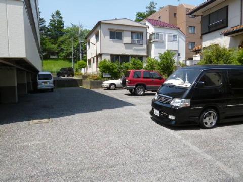 Parking lot