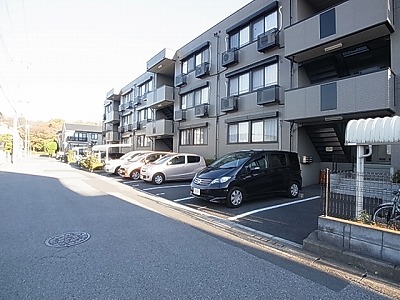 Parking lot