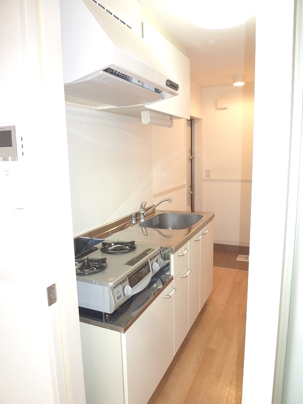 Kitchen. 2-neck with stove (leaving)