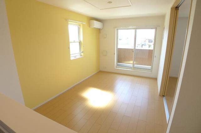 Living and room