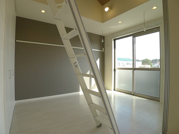 Other room space. Western-style 6.4 Pledge