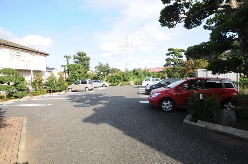 Parking lot