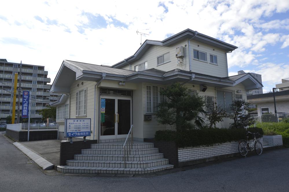 Hospital. 150m to Seiwa dental clinic
