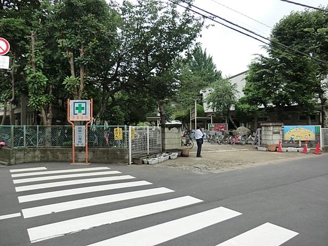 Primary school. Kashiwa TatsuKashiwa first elementary school